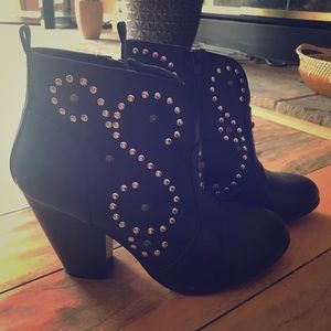 xhilaration black booties with studs